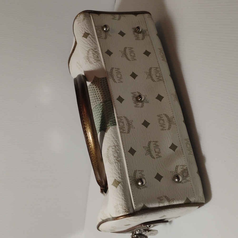 MCM White and Gold Handbag - Picture 5 of 9